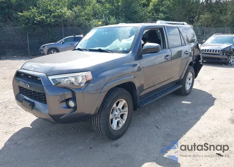 2017 Toyota 4Runner Sr5 z USA, uszkodzony, nr VIN JTEBU5JR6H5455369